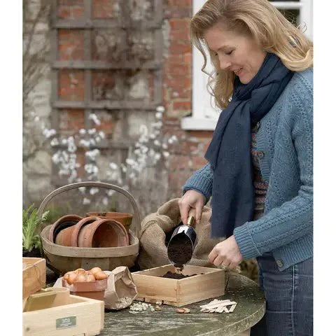 Burgon and Ball Burgon and Ball - Sophie Conran - Compost Scoop (Gift Boxed) - Compost Scoop - AllotMate Essentials - GSC/SCOOP -