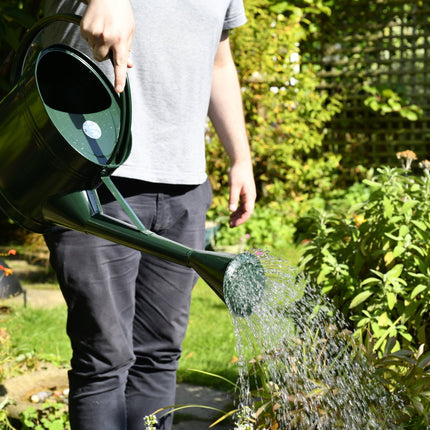 Burgon and Ball - Watering Can 9 Litre - British Racing Green - Watering Can - AllotMate Essentials - GTW/W9DG